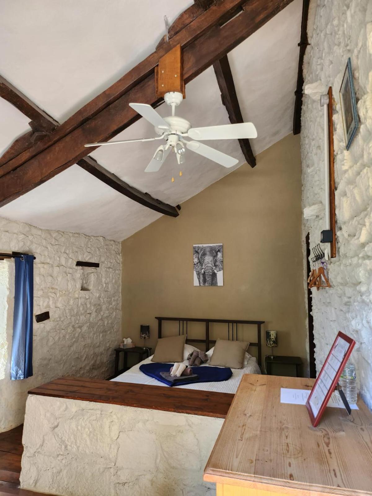 Le Relais Des Elephants Colores Virlet Dış mekan fotoğraf